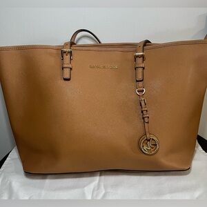 Michael Kors Saffiano Leather Laptop Tote Bag - Peanut Brown